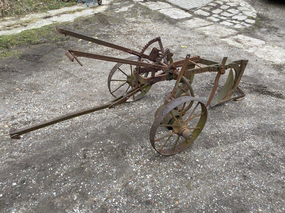 Automatický pluh Bacher