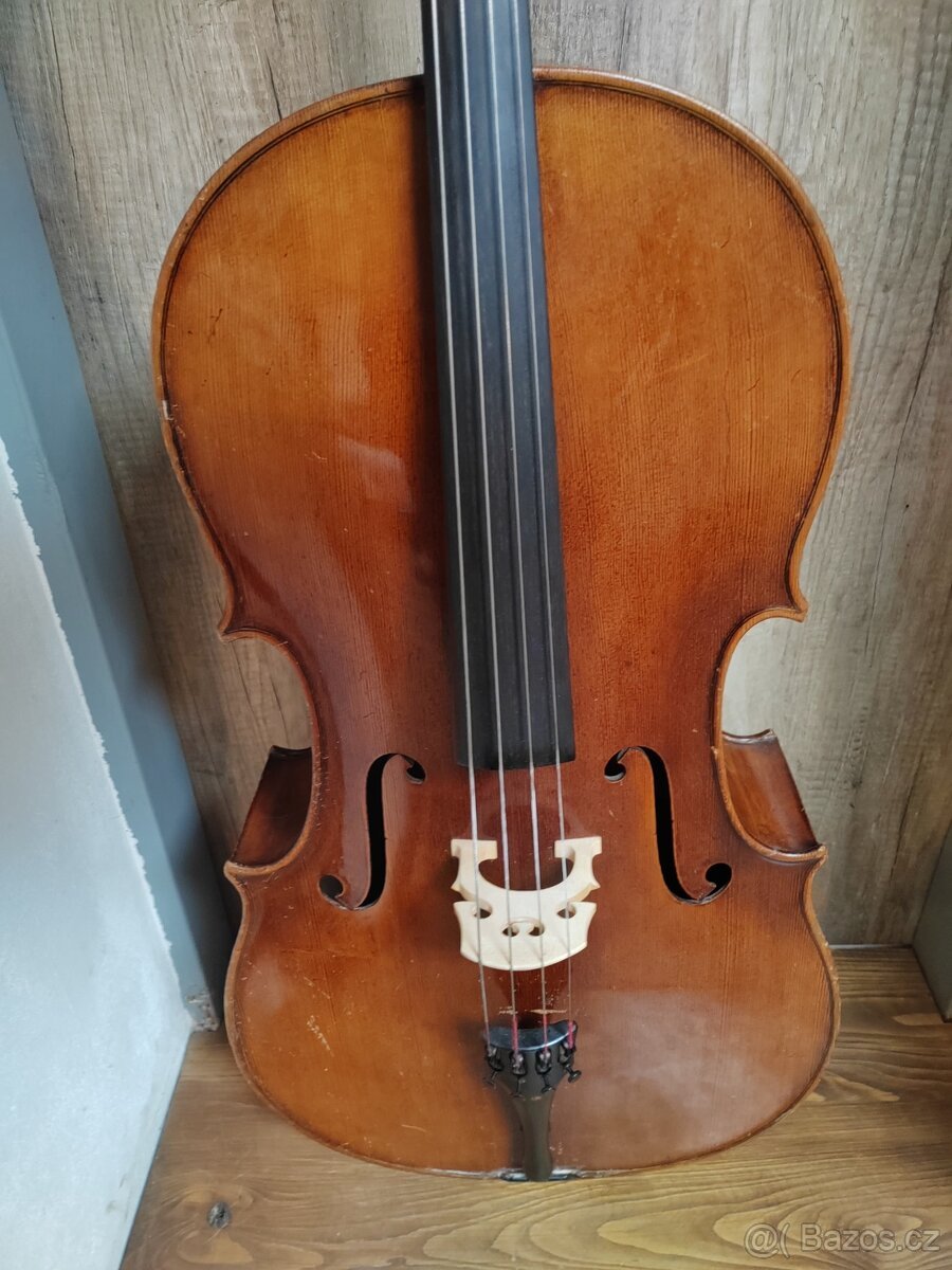Polokoncertní violoncello 4/4