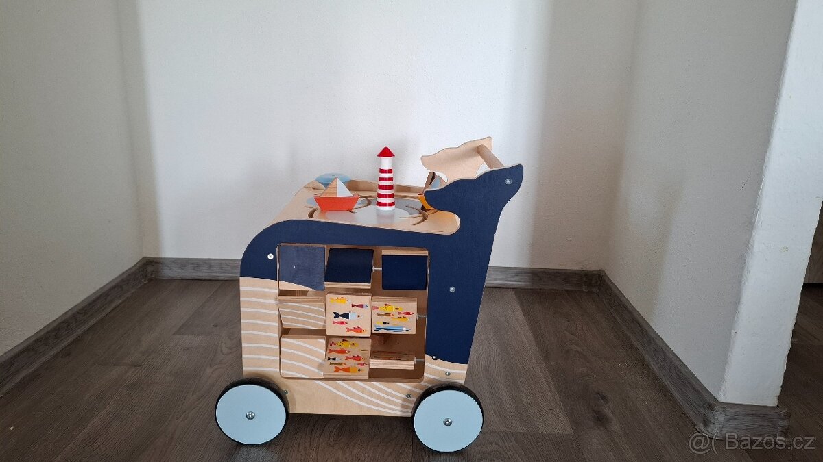 Montessori chodítko Velryba s Mořskými Hrami