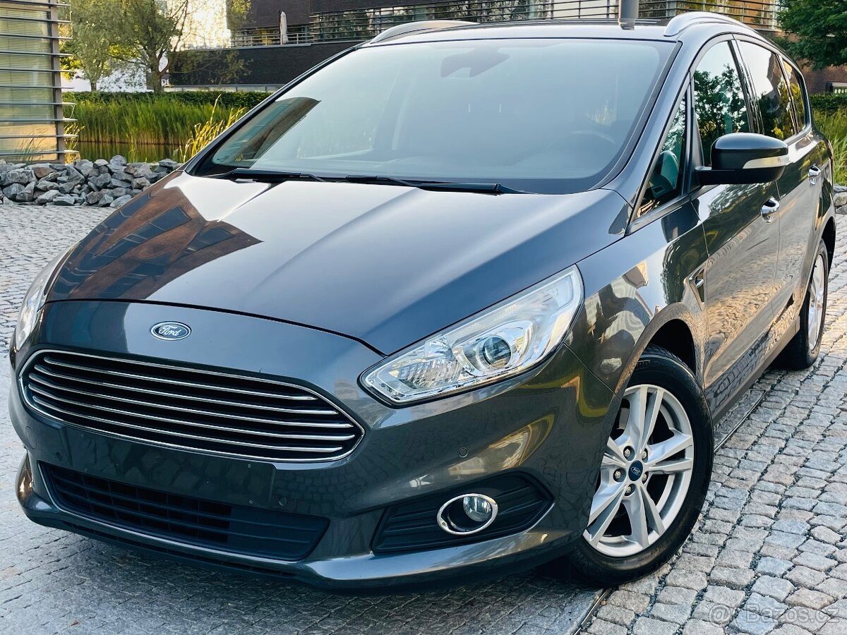 Ford S-MAX – 183 789 km