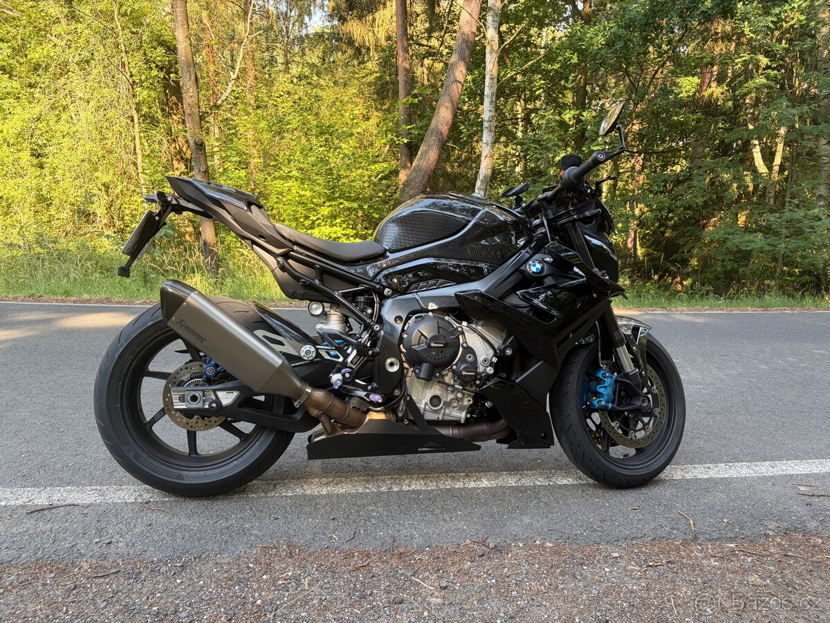 BMW M1000R – Martin Umbau – Carbon - stav