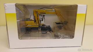 Liebherr A904C