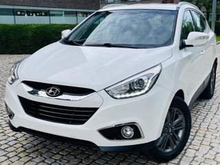 Hyundai ix35 2.0CRDi 4x4 MANUÁL LED VYHŘEV SERVISKA TAŽNÉ