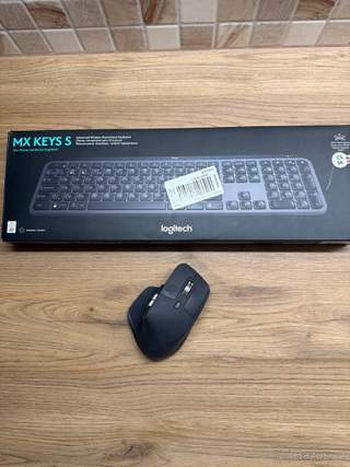 Logitech MX Keys S CZ/SK + myš MX Master (SET)