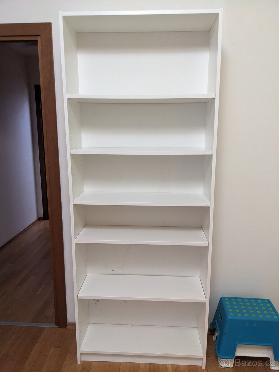 Knihovna Ikea