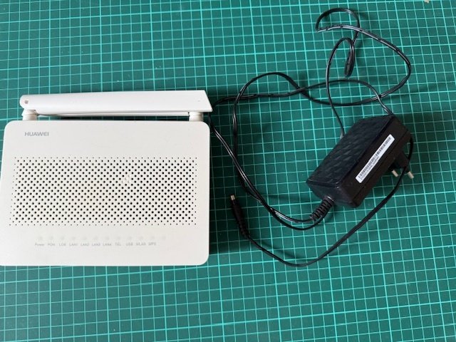 WI-fi router Huawei EchoLife EG8145V5