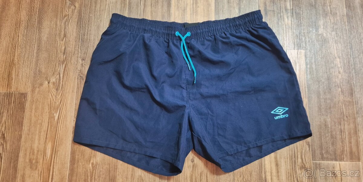 Kraťasy / šortky Umbro L/XL