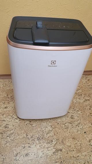 Mobilní klimatizace Electrolux EXP26U758CW
