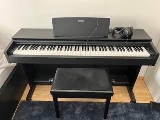 Digitální klavír Yamaha Arius YDP 143