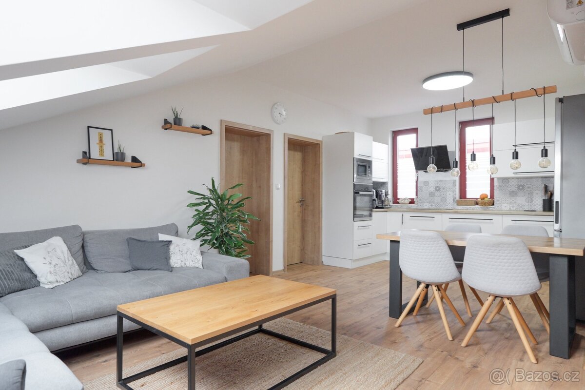 Vyškov - Předměstí, mezonetový byt 3+kk, 114 m2, rekonstrukc