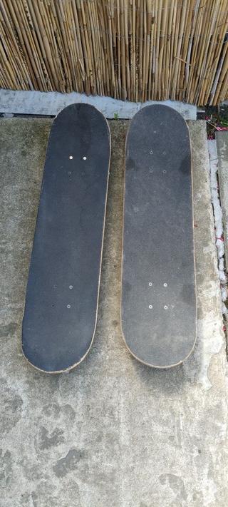Skateboardy, desky