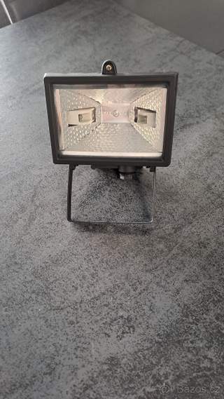Halogenový reflektor 150W
