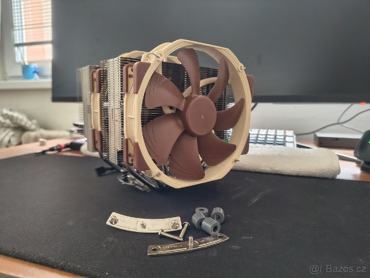 Noctua NH-D15 full-size