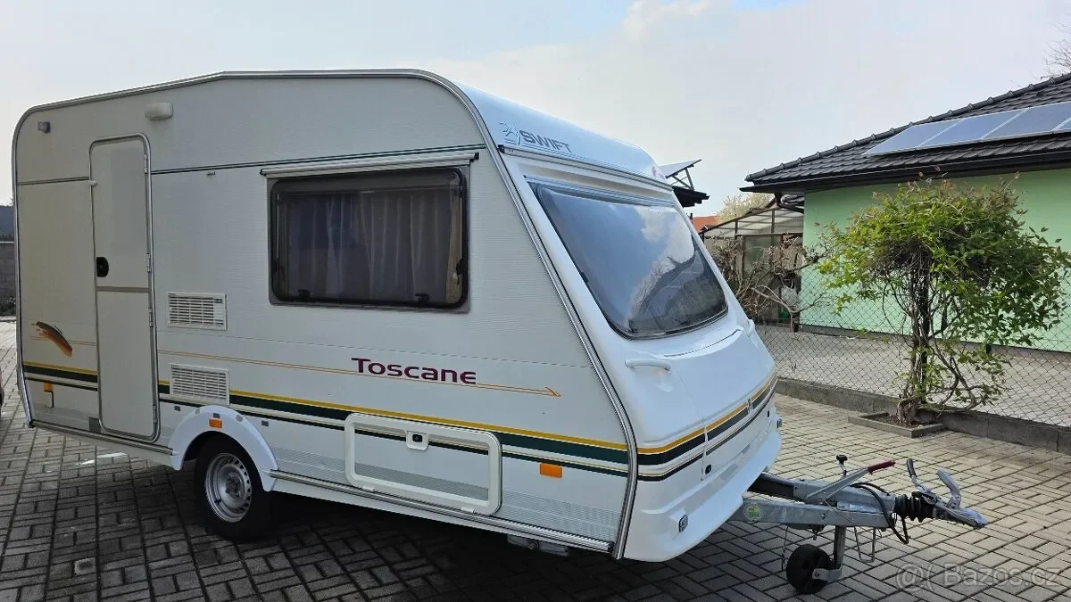 Swift 390 Toscane, předstan, 100 km/h