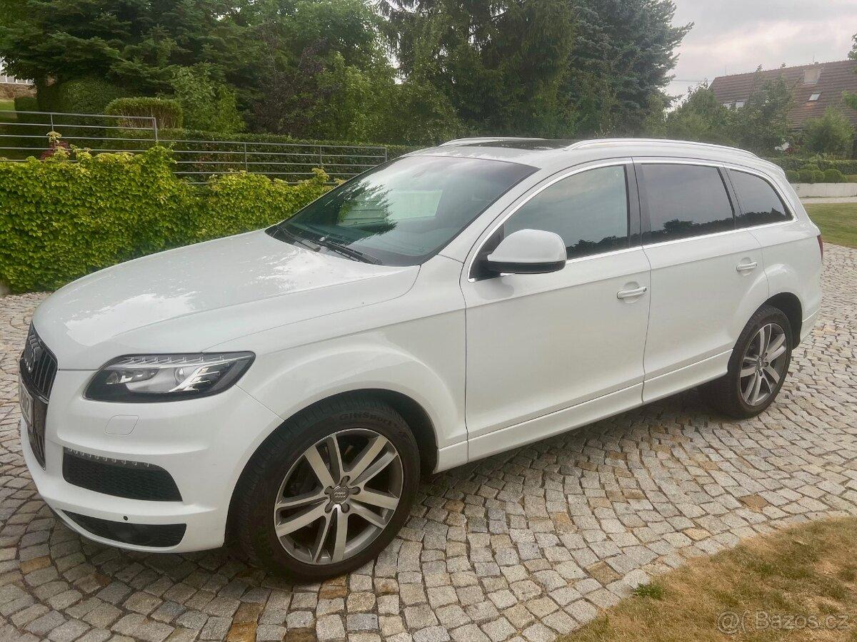 Audi Q7 3.0 TDI quattro S-line | 7 míst | Automat | Plná výb