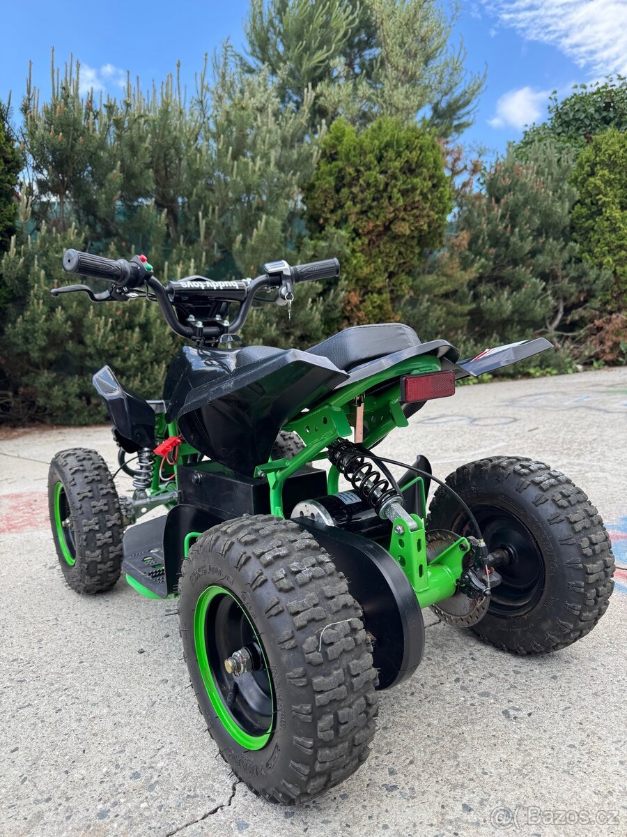 Mini čtyřkolka RACING Buddy Toys Bea 820, 800W
