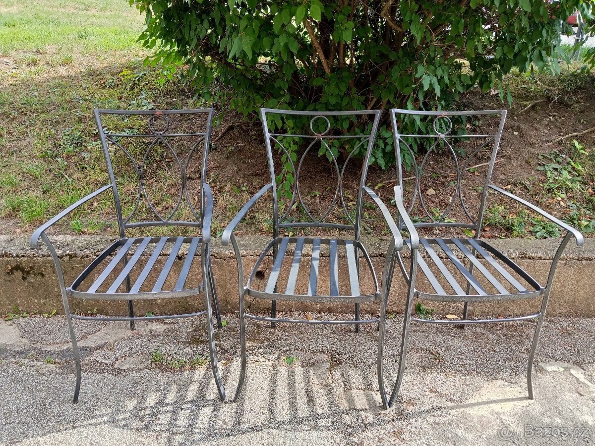 Zahradní/balkonové kovové křesla "IRON"