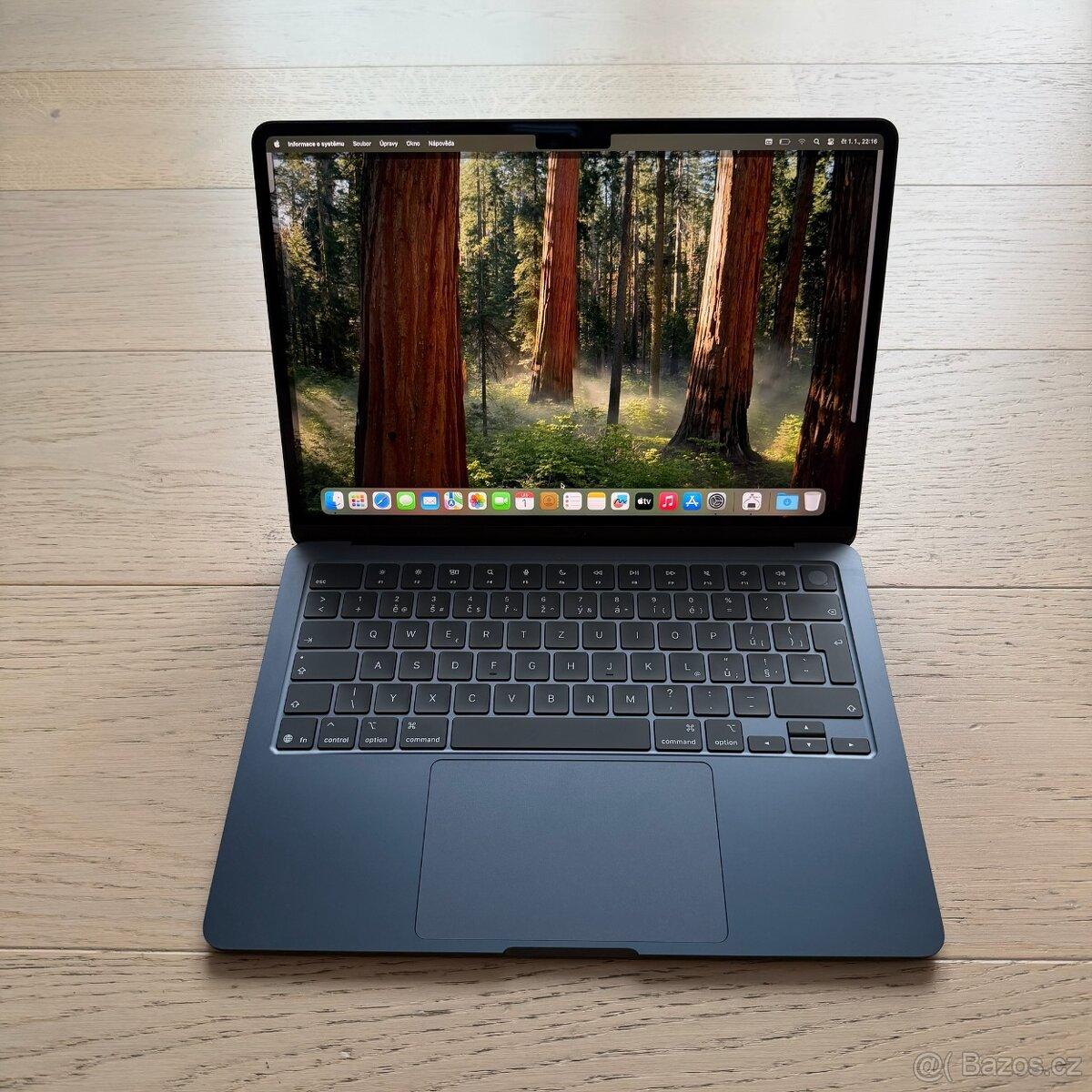 ZÁNOVNÍ APPLE MACBOOK AIR 13" M4/16GB/512GB/BATERIE 100%