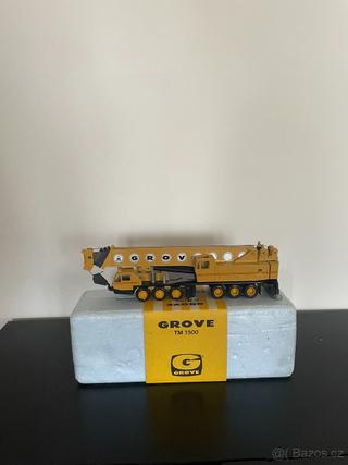 Model GROVE TM 1500