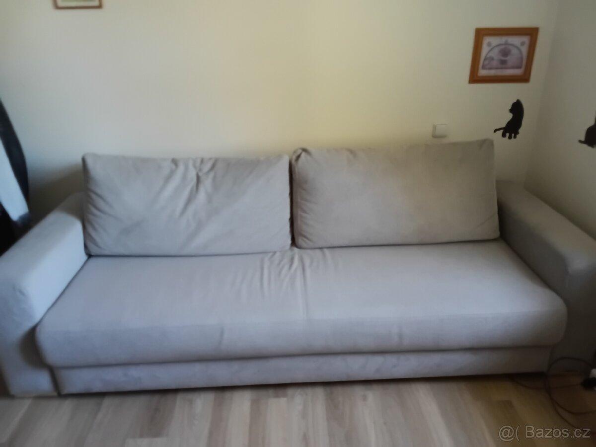 Rozkládací gauč s úložným prostorem