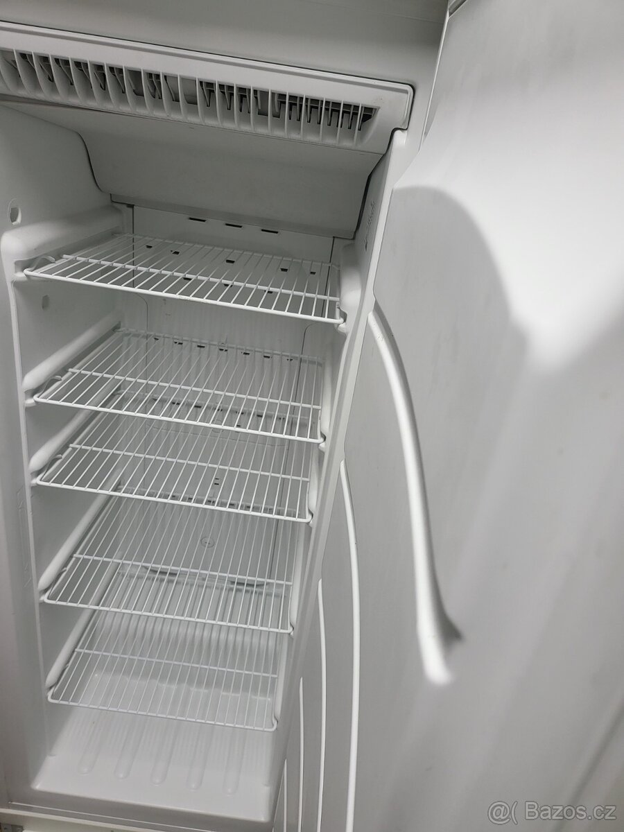 mrazák 160cm gastro No Frost, Electrolux