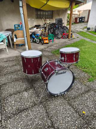Premier B 202 - Burgundy Pearl