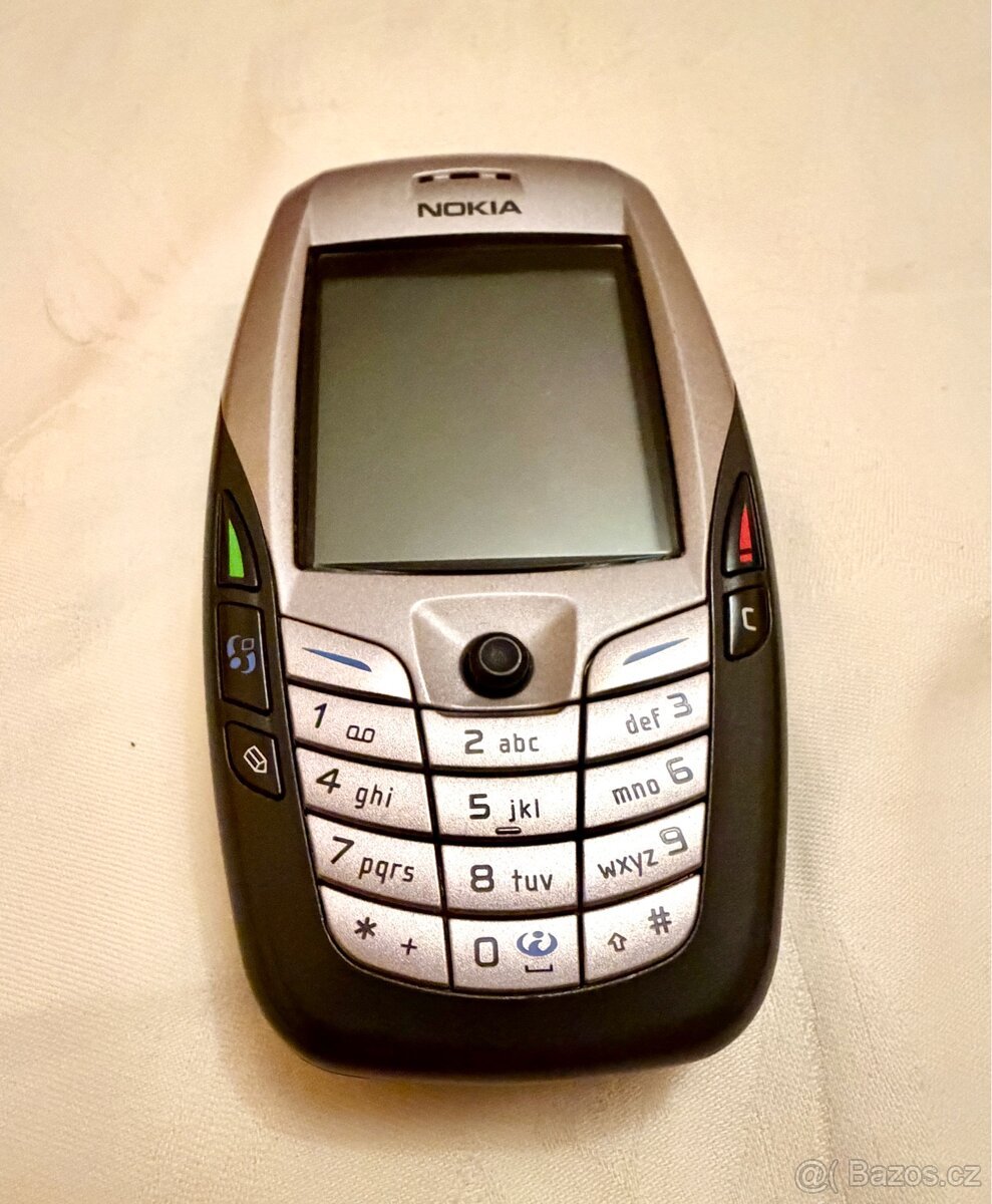 Nokia 6600 plně funkční neblokovaná včetně 16MB MMC