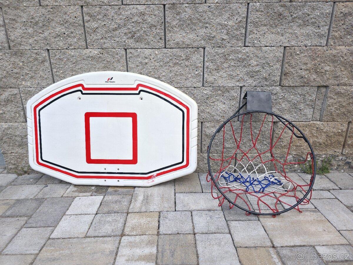 Basketbalový koš