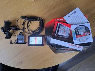 Auto GPS navigace Becker Traffic Assist 7827