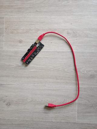 PCIe riser redukce pro GPU