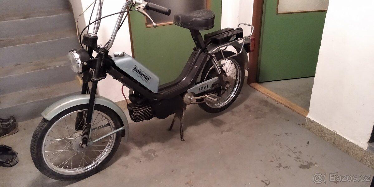 Babetta typ 210 s kartičkou