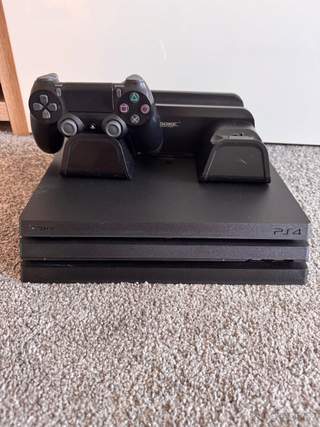 Playstation 4 Pro 1Tb