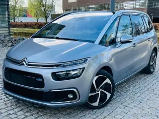 Citroën C4 Grand Picasso 1,2 96KW 7 míst po servise pěkný