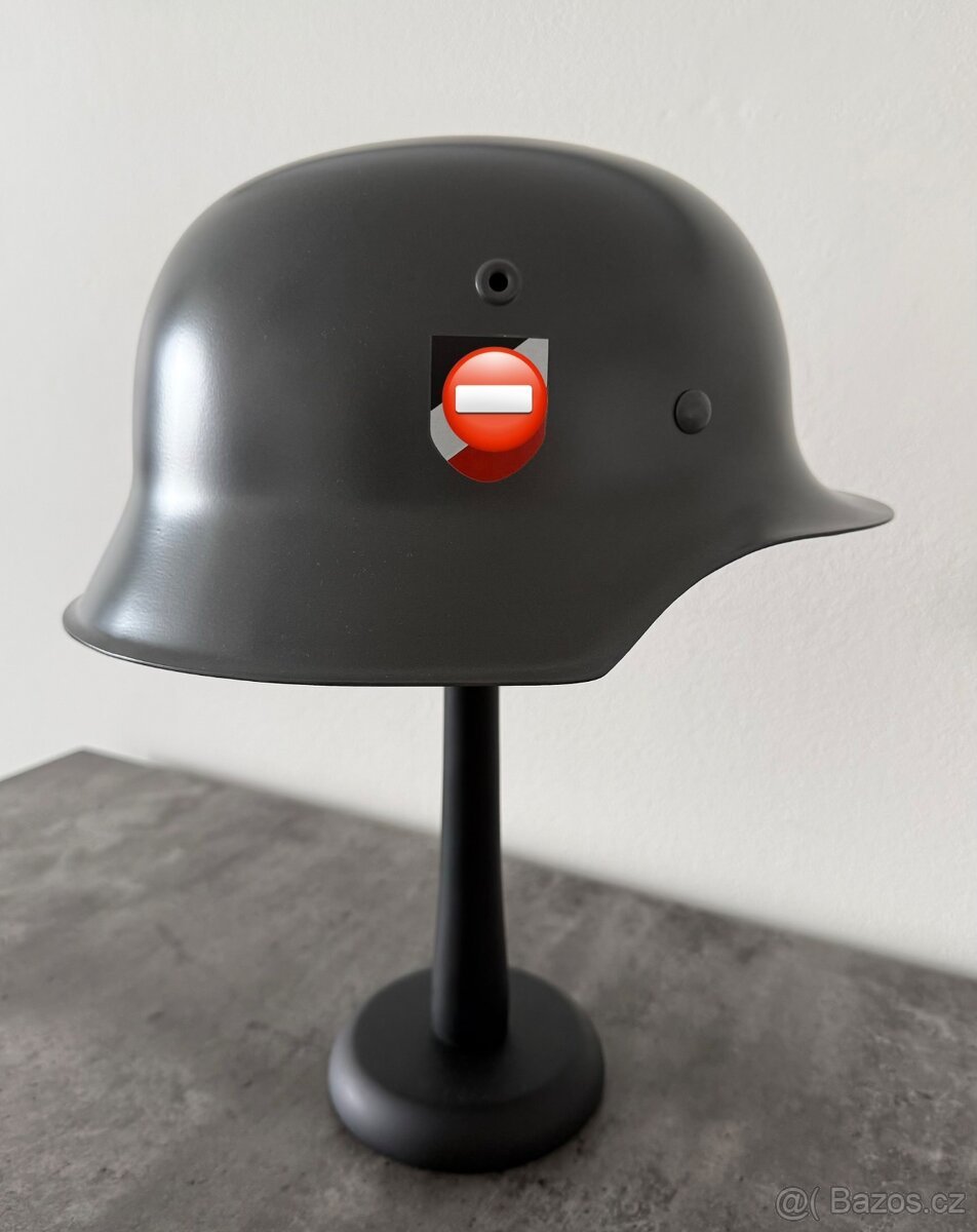 Německá helma Stahlhelm ( replika )