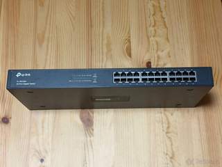 Gigabit Switch TP-LINK TL-SG1024 24-Port (1)
