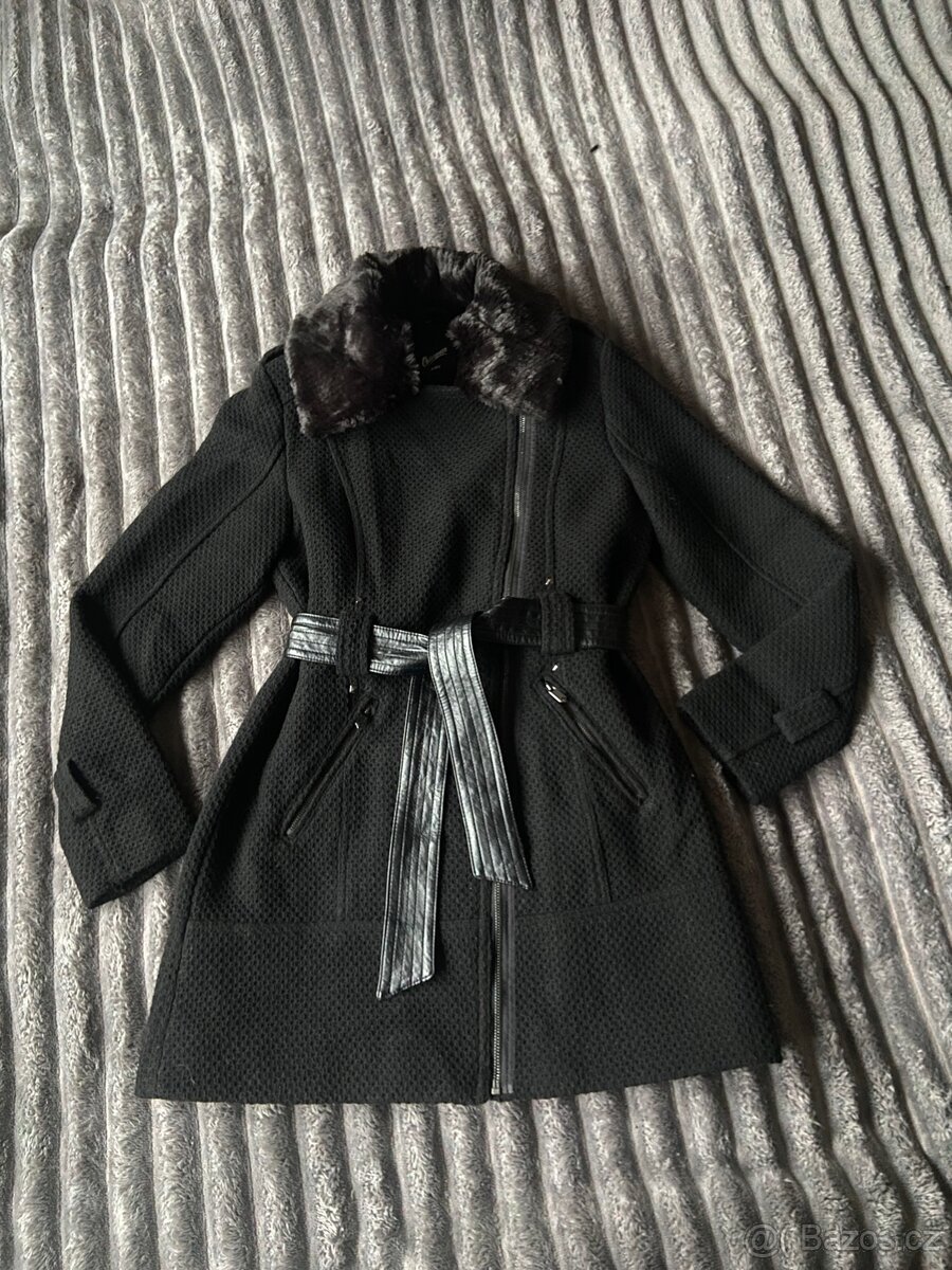 Krásný kabát křivák outerwear Yessica veli