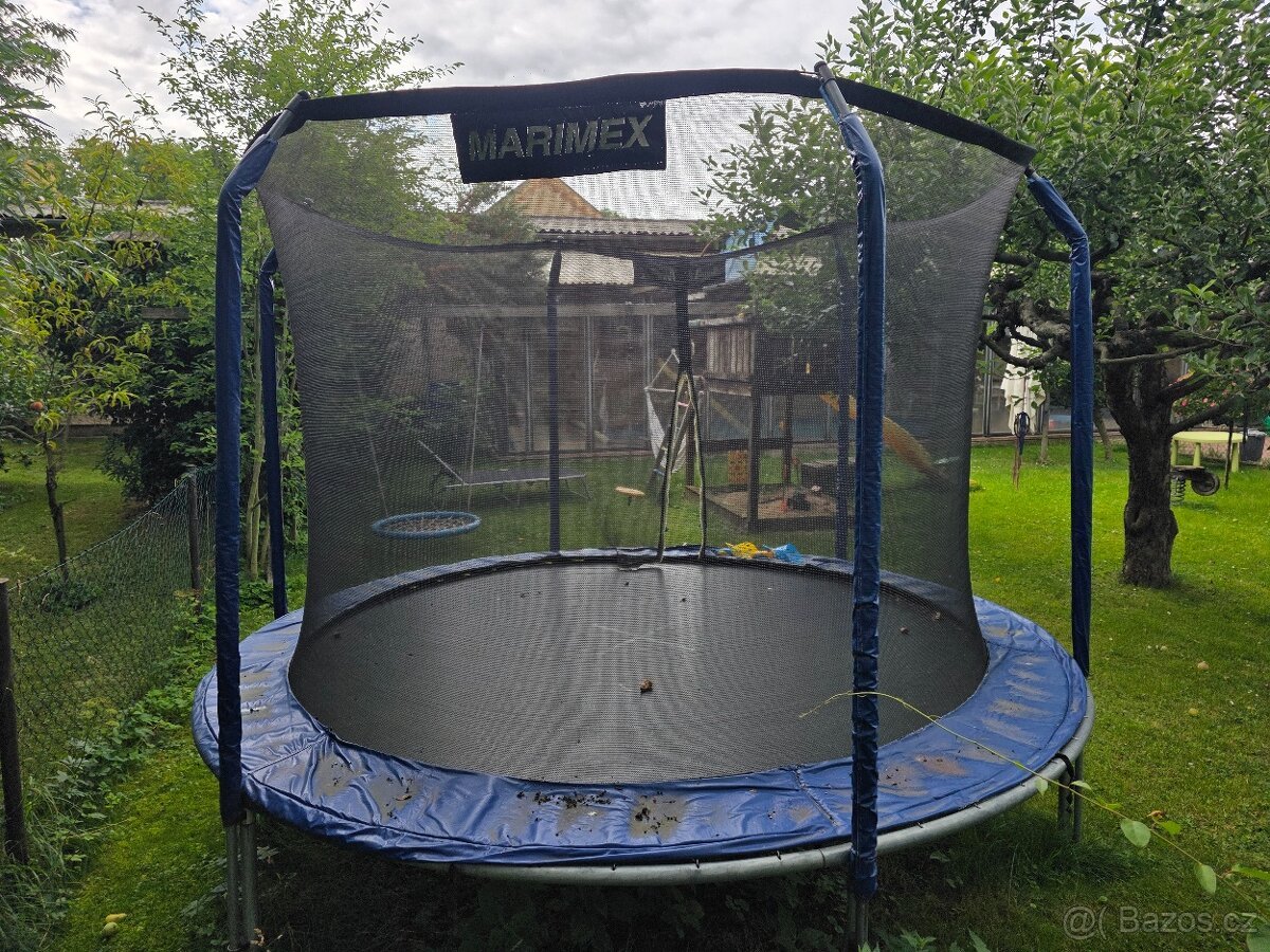 Trampolína