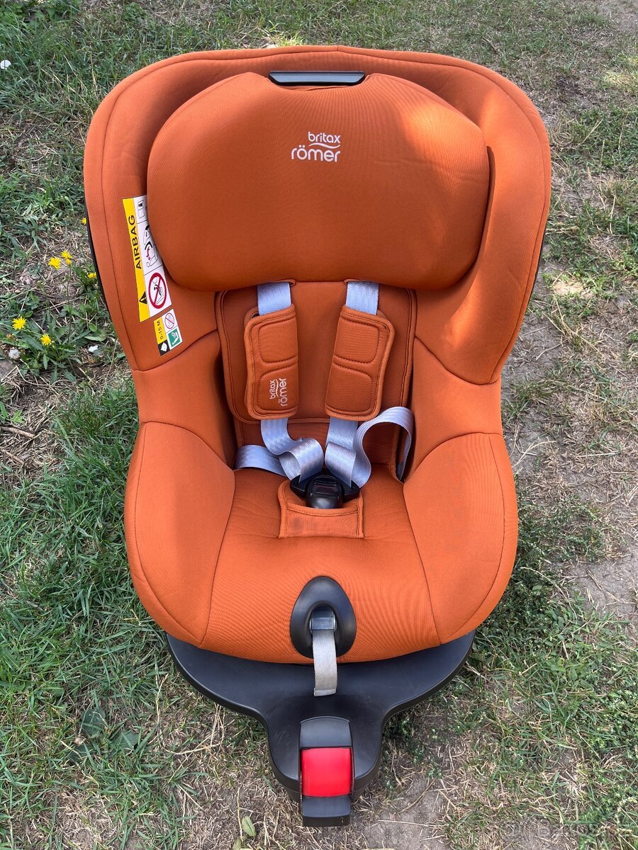 Autosedačku Britax Römer Dualfix M i-Size