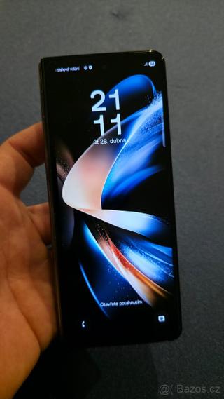 Samsung Galaxy Z Fold4 12 GB / 512 GB