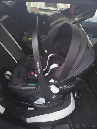 Maxi Cosi Pebble 360 Pro + základna FamilyFix 360 Pro
