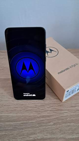 Motorola Edge 30 NEO 5G (čtěte popis)