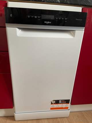 Myčka nádobí Whirlpool WSFO 3O34 PF bílá