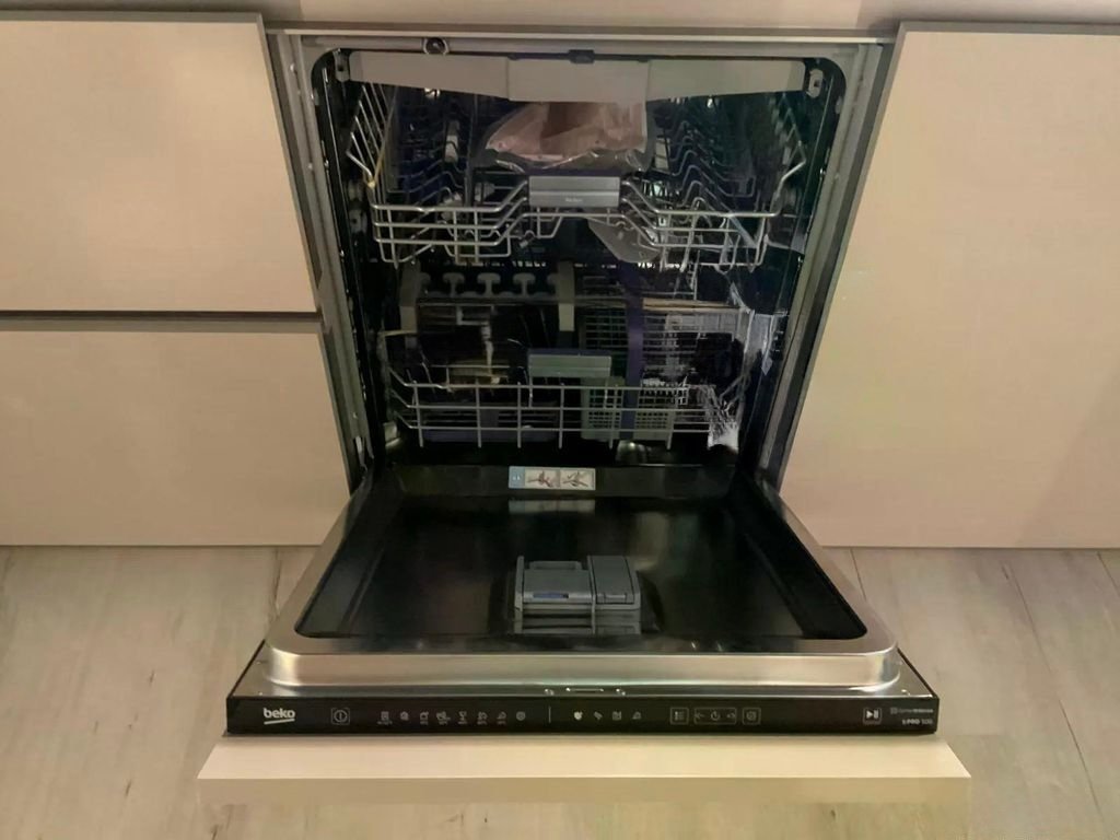 Beko myčka na nádobí integrovaná, 16 sad, PC 12000