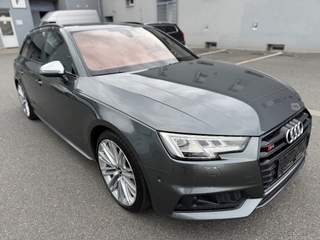 S4 Quattro BSR 402PS 1.majitel koupeno v ČR full servis -DPH