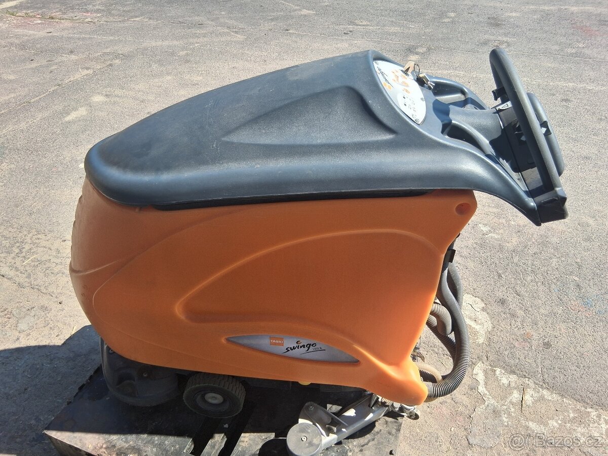 Podlahový mycí stroj Taski swingo 1255 B