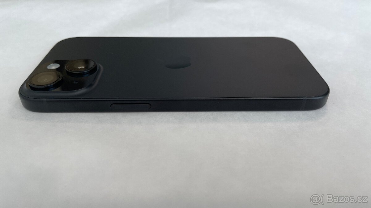 APPLE IPHONE 15 256 GB ČERNÝ,12 MĚSÍCŮ ZÁRUKA,JAKO NOVÝ