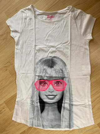 Nove triko,tricko,top zn. Reserved vel.146