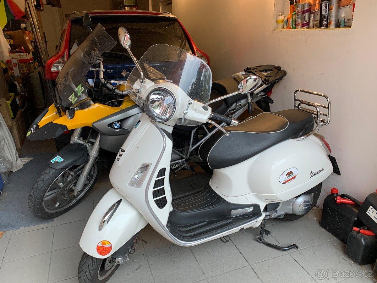 VESPA 300 Piaggio Vespa GTS 300 rv 2014
