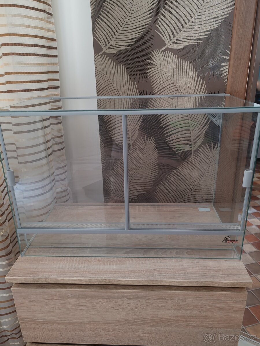 Prodej terária 60x30x40cm