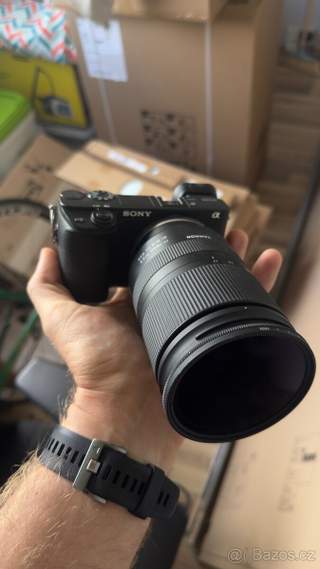 Sony A6400 + Tamron 17-70mm F 2.8 Di III-A VC RXD +